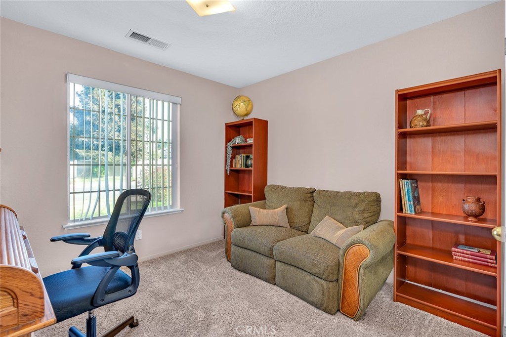 1932 Jefferson Ave, Madera, CA 93637