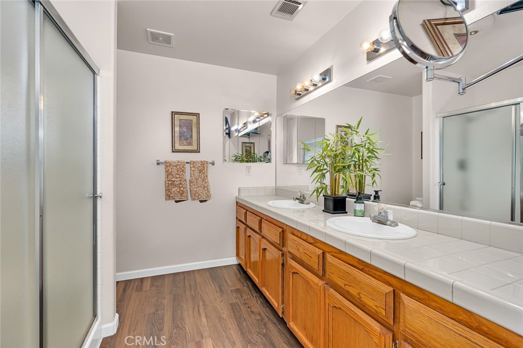 1932 Jefferson Ave, Madera, CA 93637