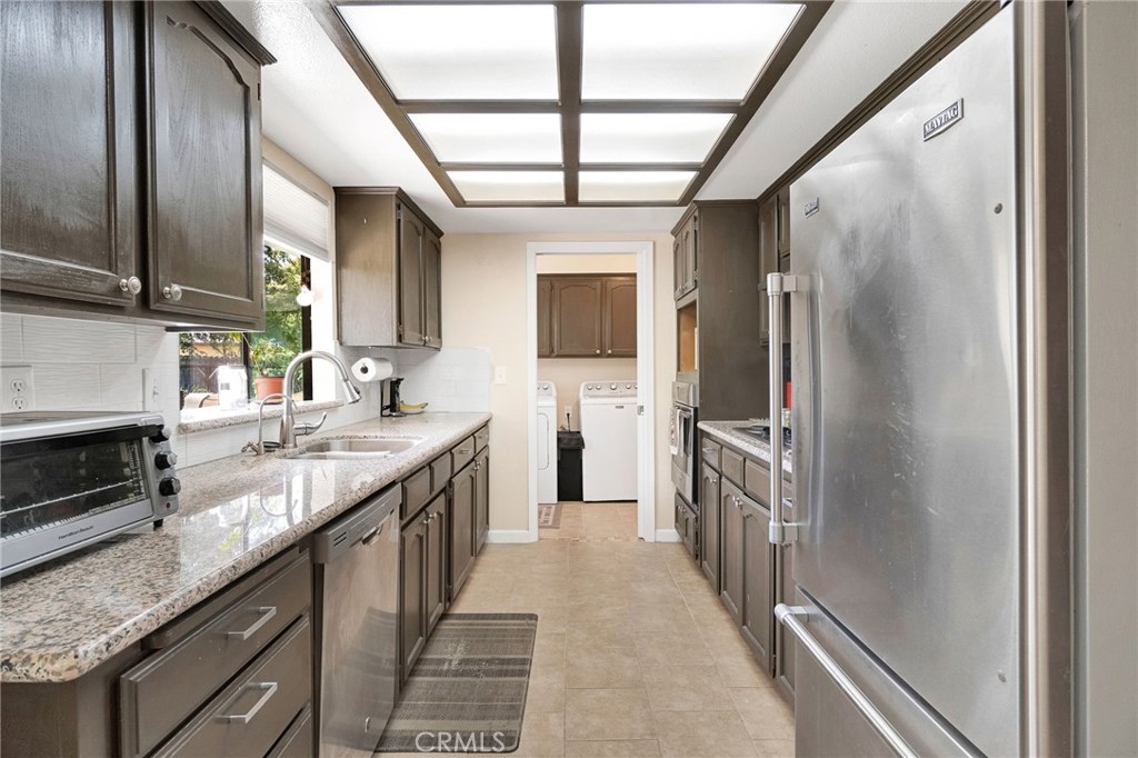 2700 Driftwood, Madera, CA 93637