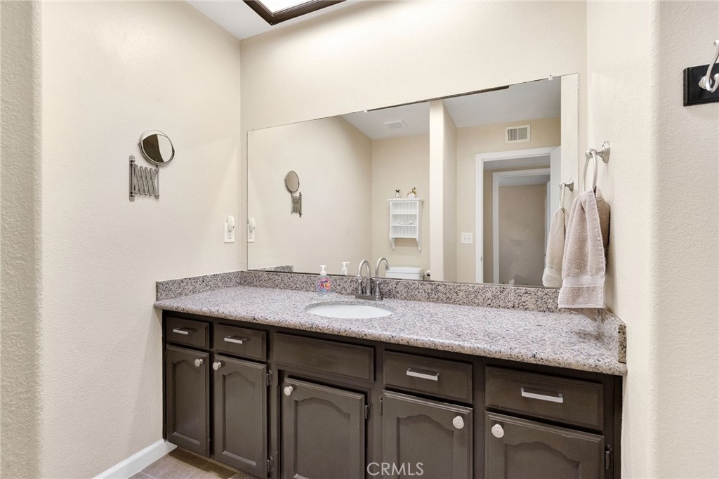 2700 Driftwood, Madera, CA 93637