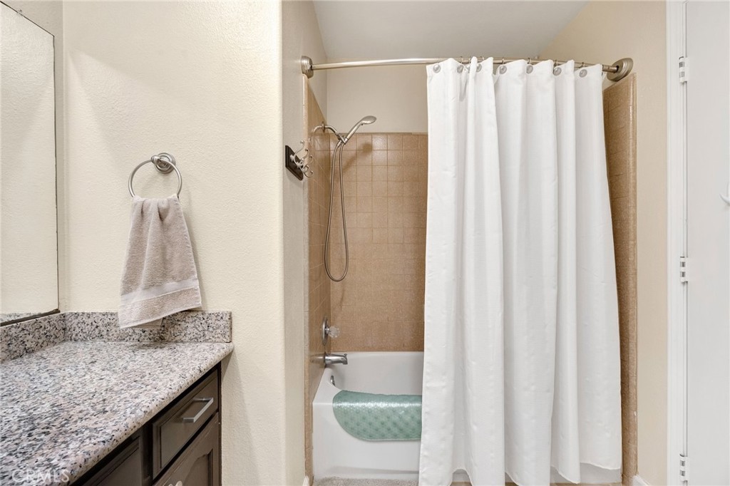 2700 Driftwood, Madera, CA 93637