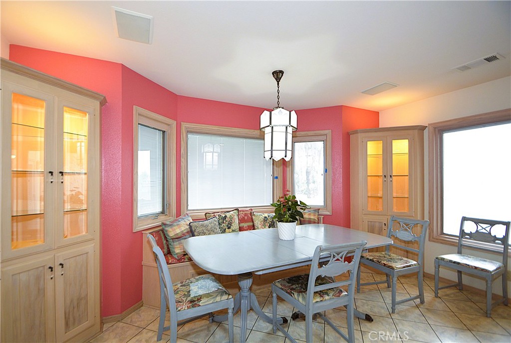 41493 Road 96, Dinuba, CA 93618