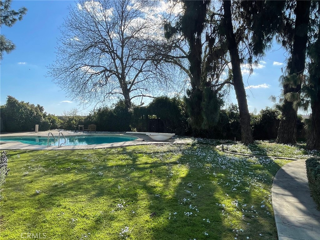 41493 Road 96, Dinuba, CA 93618