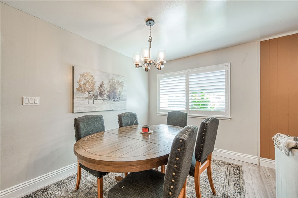 2569 E Los Altos Avenue, Fresno, CA 93710