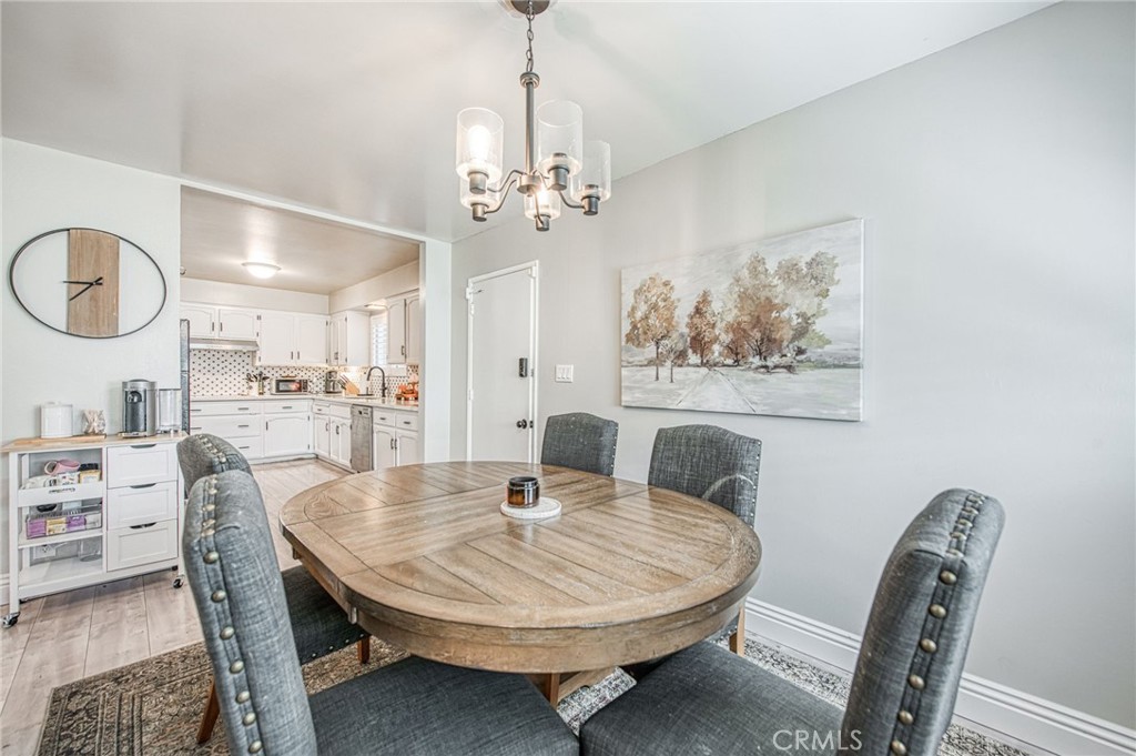 2569 E Los Altos Avenue, Fresno, CA 93710