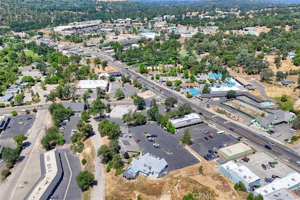 49271 Golden Oak, Oakhurst, CA 93644