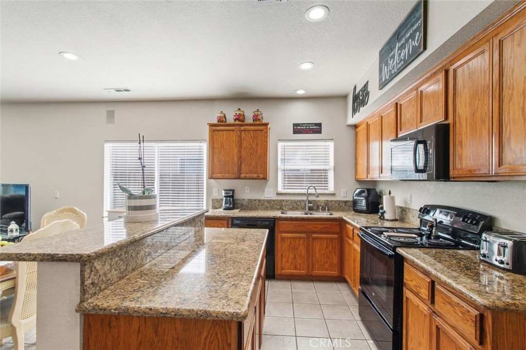 2408 Snapdragon Ct, Modesto, CA 95355