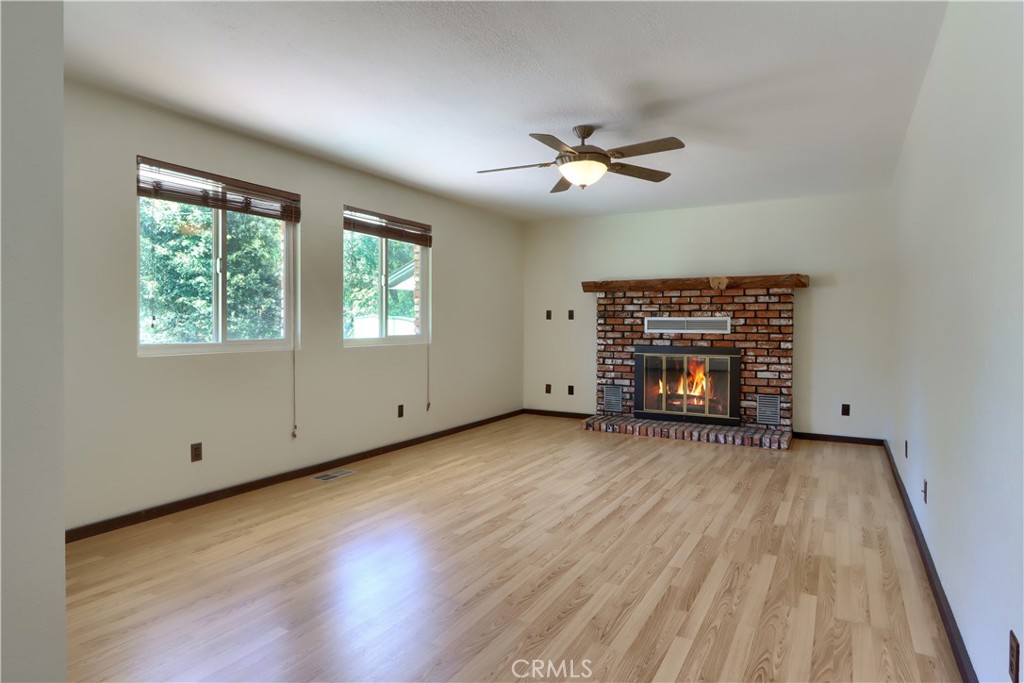 5750 Glacier Point, Mariposa, CA 95338