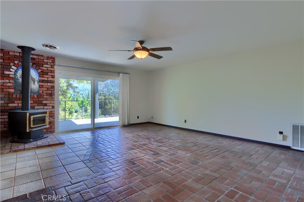 5750 Glacier Point, Mariposa, CA 95338