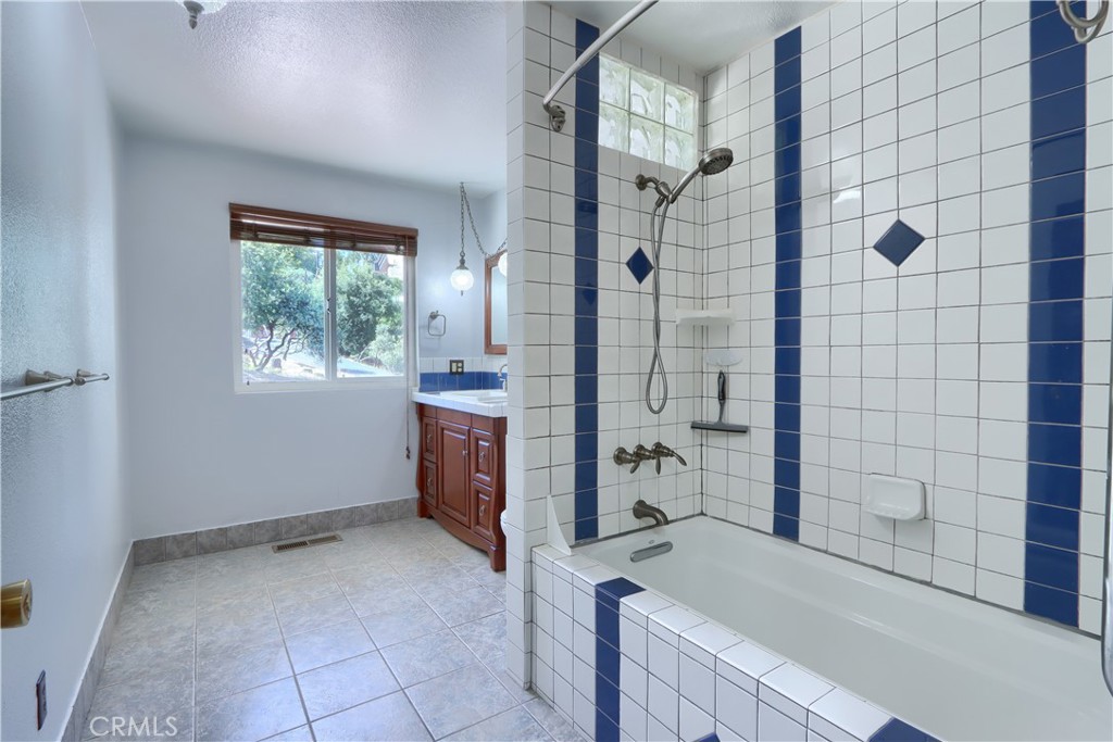 5750 Glacier Point, Mariposa, CA 95338