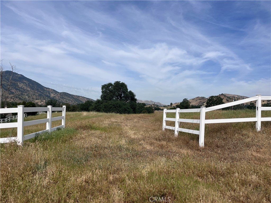 0 Lupine Dr, Sanger, CA 93657