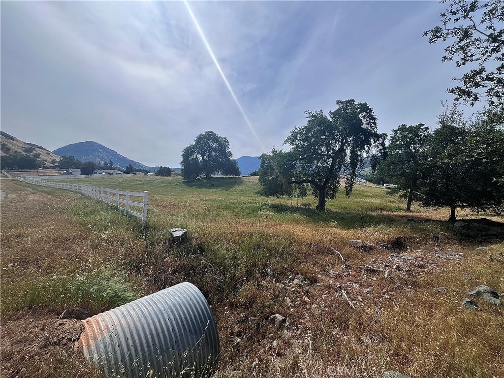 0 Lupine Dr, Sanger, CA 93657