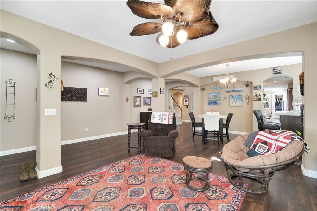 6367 E Dayton Ave, Fresno, CA 93727