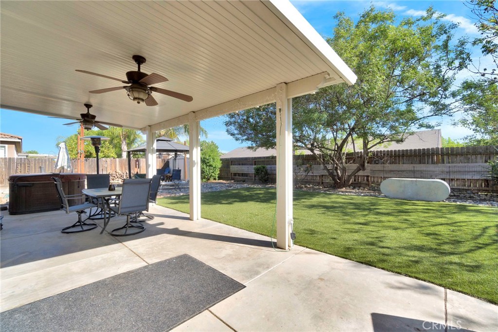 6367 E Dayton Ave, Fresno, CA 93727