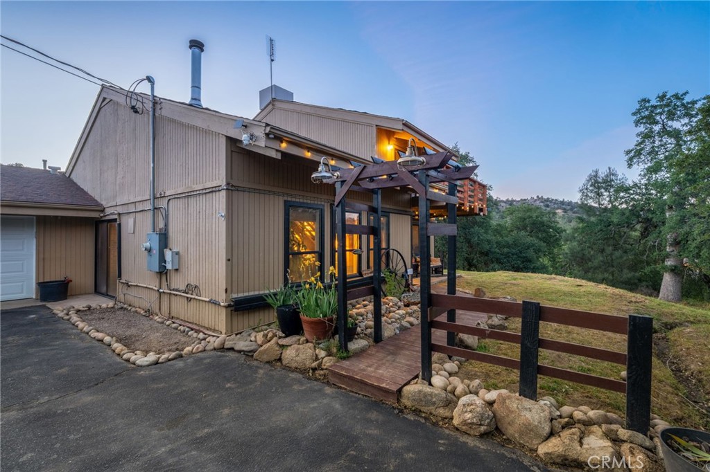 30088 Tioga, Coarsegold, CA 93614