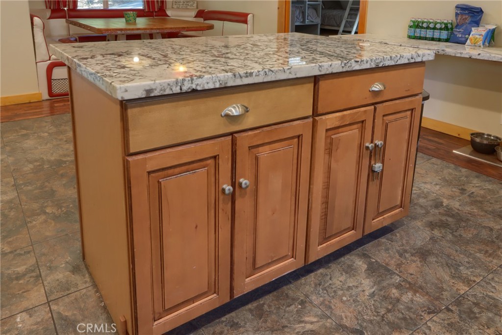 39667 W Idylwild, Bass Lake, CA 93604