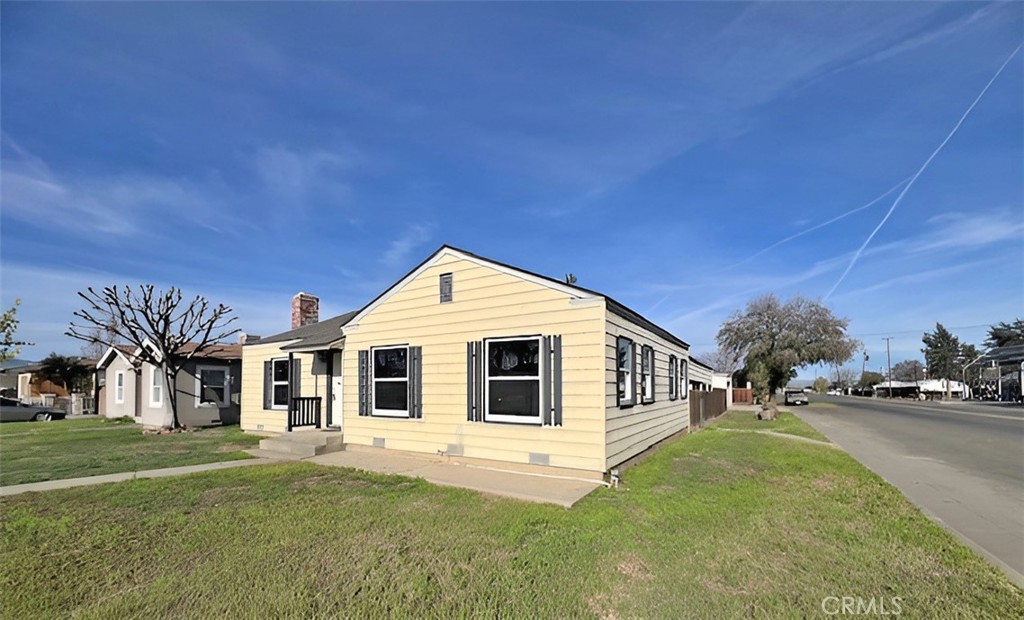 397 Hoover, Coalinga, CA 93210