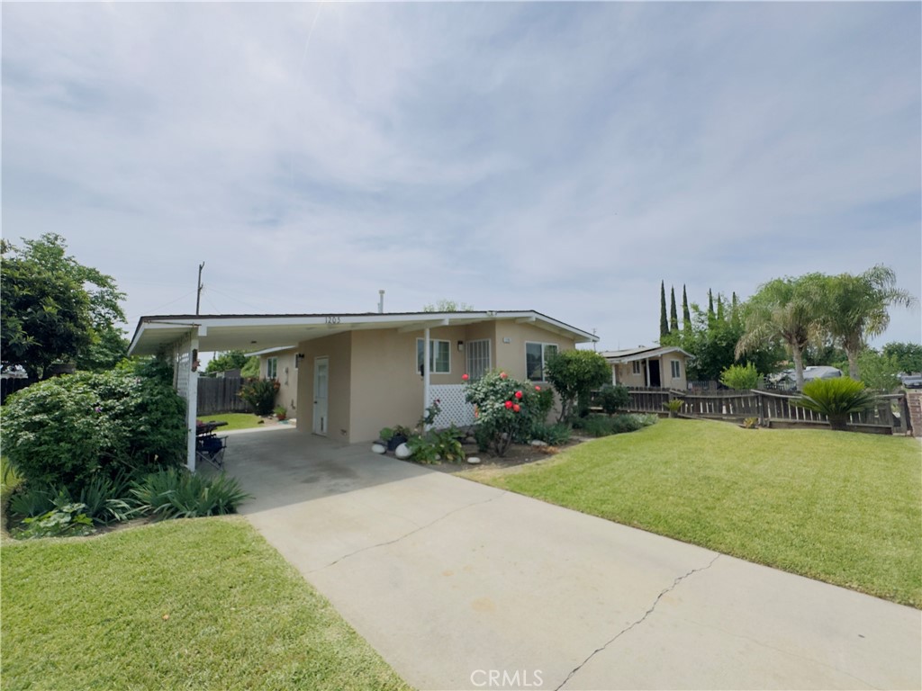 1205 Bell Ave, Corcoran, CA 93212