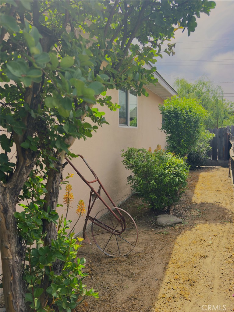 1205 Bell Ave, Corcoran, CA 93212