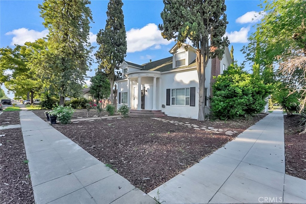 155 N 7th Ave, Chowchilla, CA 93610