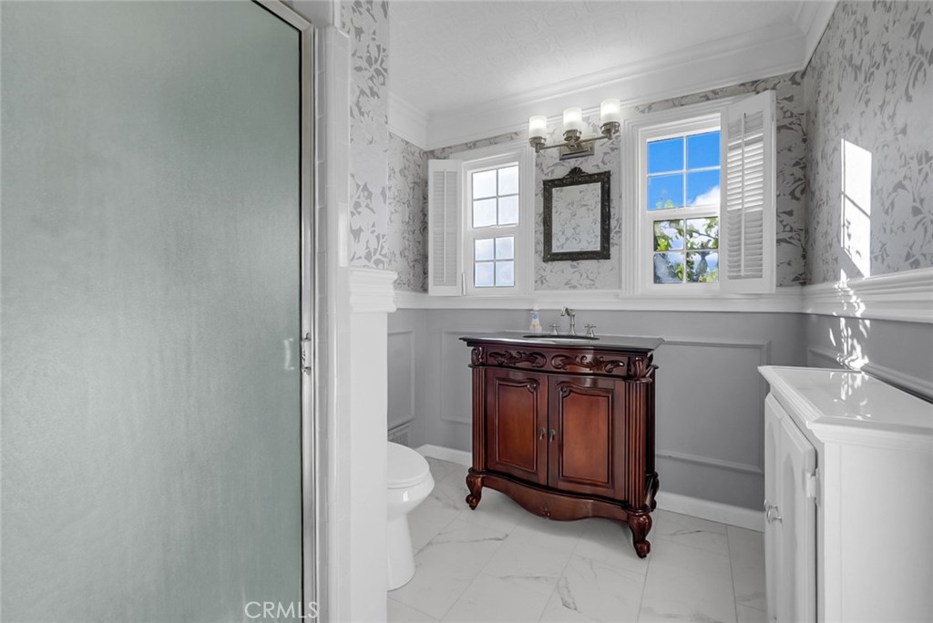 155 N 7th Ave, Chowchilla, CA 93610