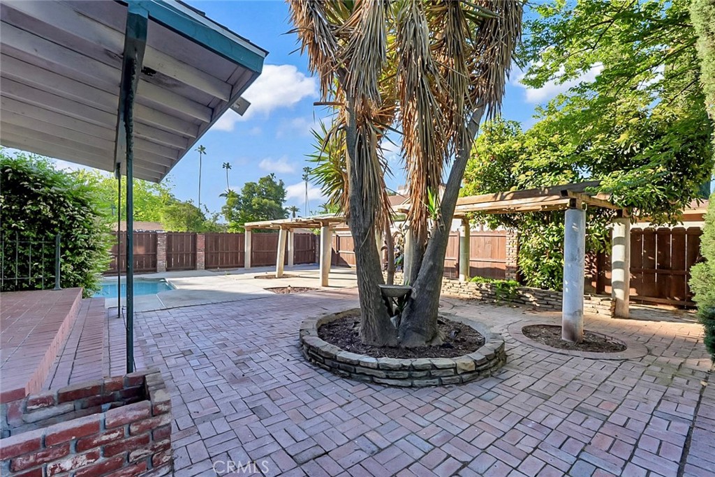 155 N 7th Ave, Chowchilla, CA 93610