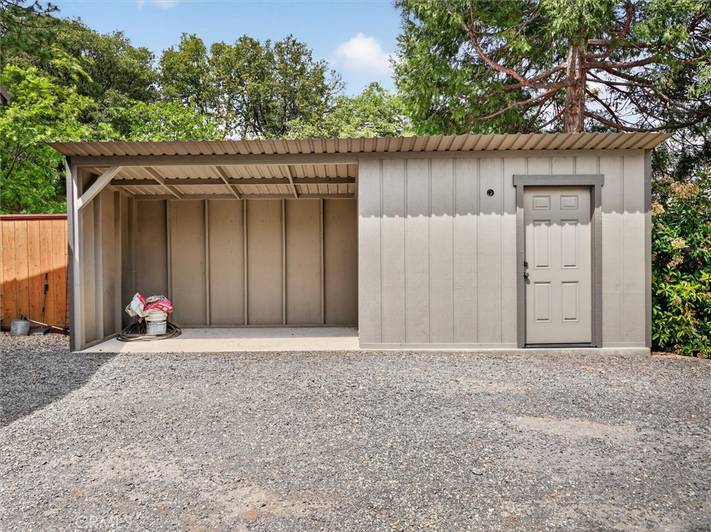 41860 Road 222, Oakhurst, CA 93644