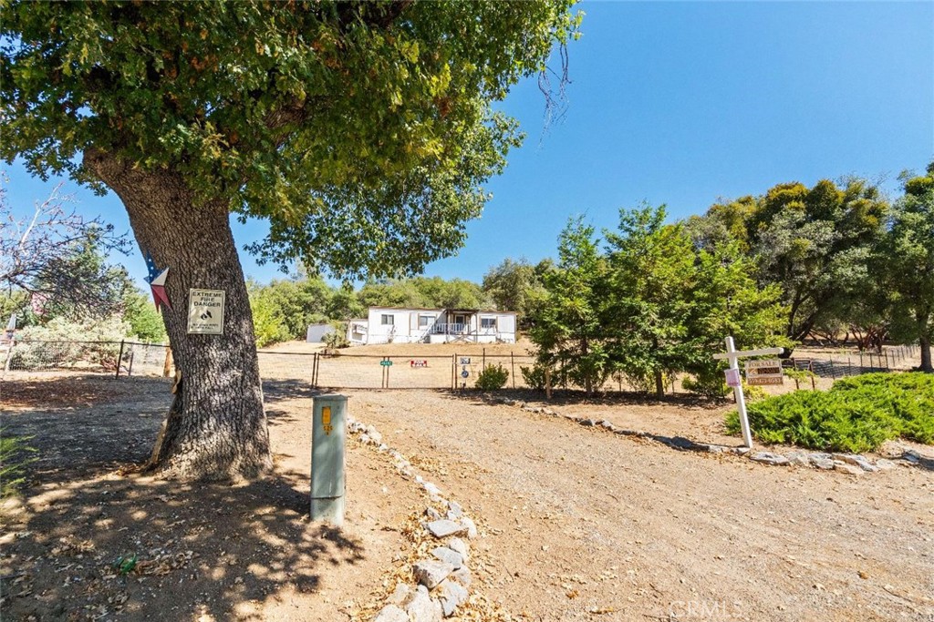 40882 Jean Rd, Oakhurst, CA 93644