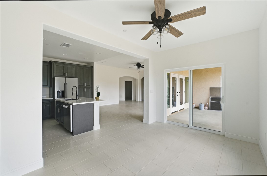 6347 W Elowin Ave, Visalia, CA 93291