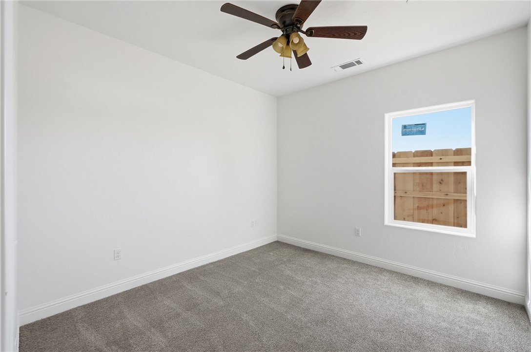 6347 W Elowin Ave, Visalia, CA 93291