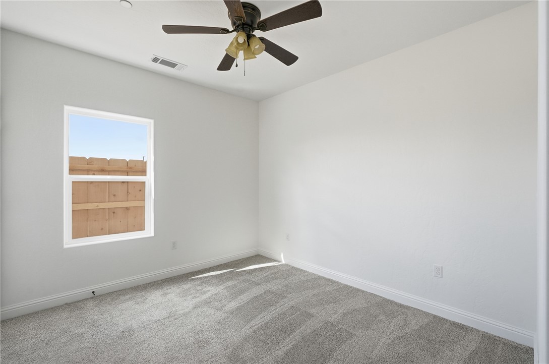 6347 W Elowin Ave, Visalia, CA 93291