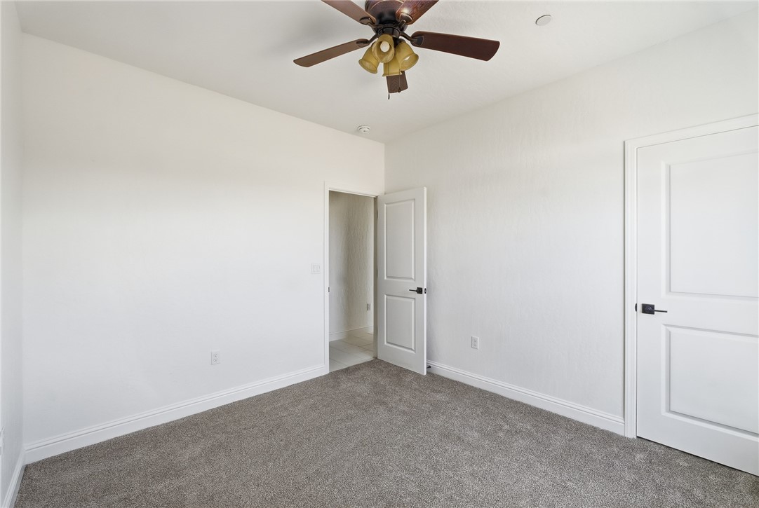 6347 W Elowin Ave, Visalia, CA 93291