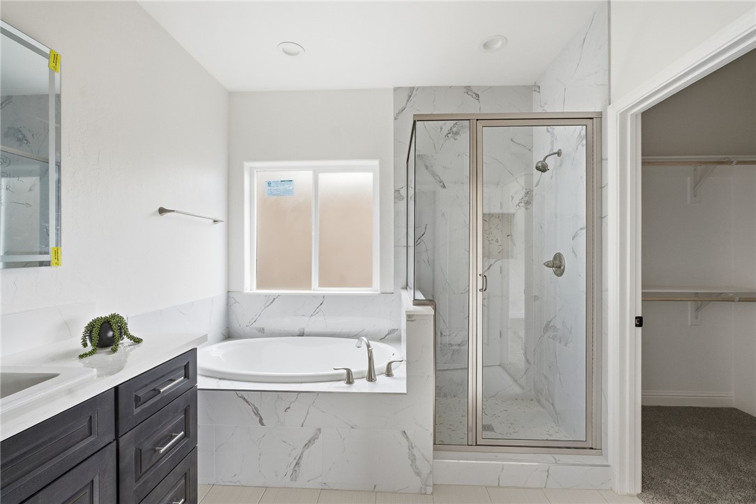 6347 W Elowin Ave, Visalia, CA 93291