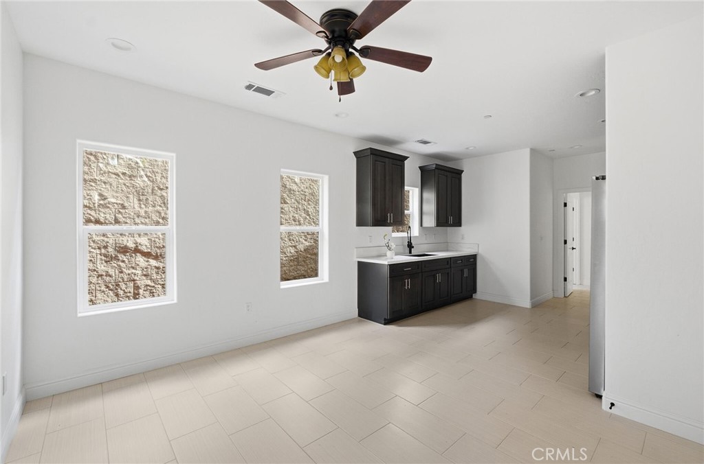 6347 W Elowin Ave, Visalia, CA 93291