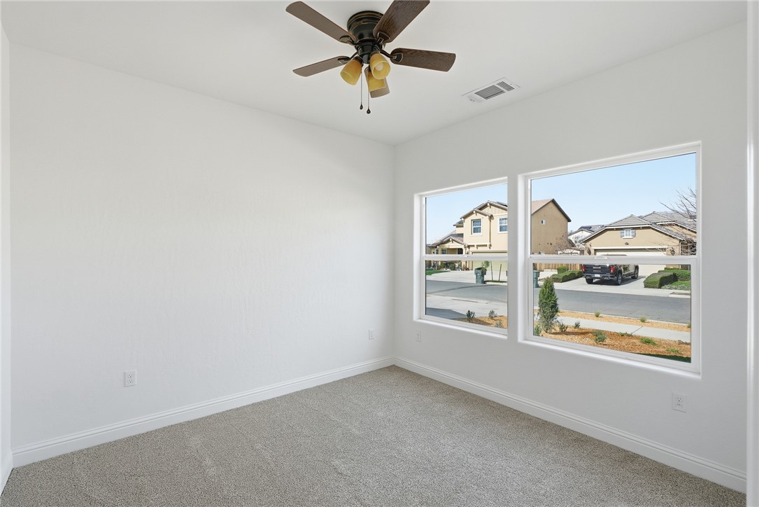 6347 W Elowin Ave, Visalia, CA 93291