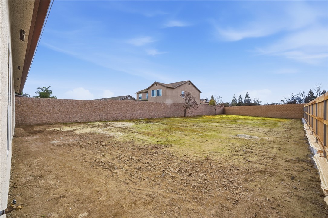 6347 W Elowin Ave, Visalia, CA 93291