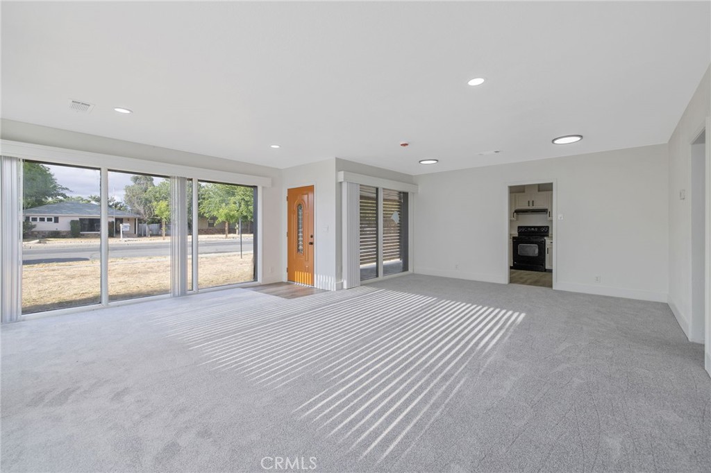 445 W Washington St, Coalinga, CA 93210