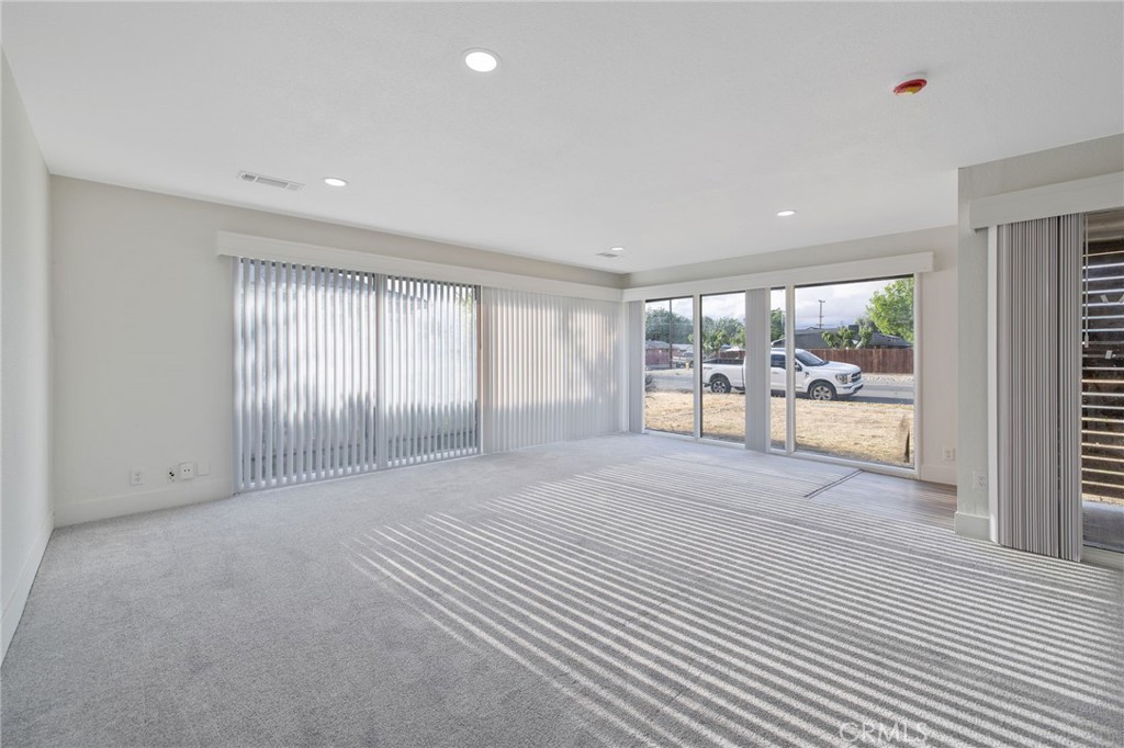 445 W Washington St, Coalinga, CA 93210