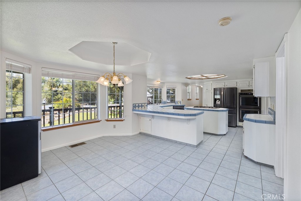 50711 Road 426, Oakhurst, CA 93644