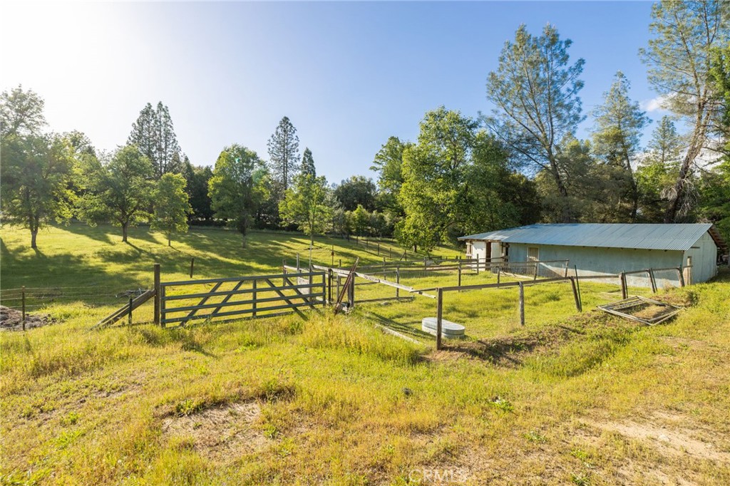 50711 Road 426, Oakhurst, CA 93644