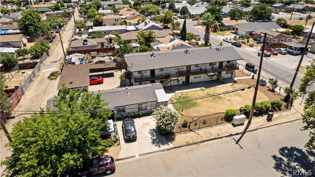 3940 E Burns, Fresno, CA 93725