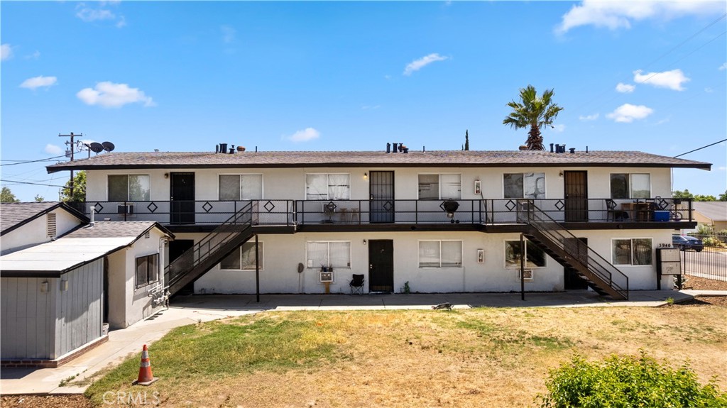 3940 E Burns, Fresno, CA 93725