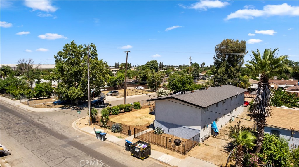3940 E Burns, Fresno, CA 93725