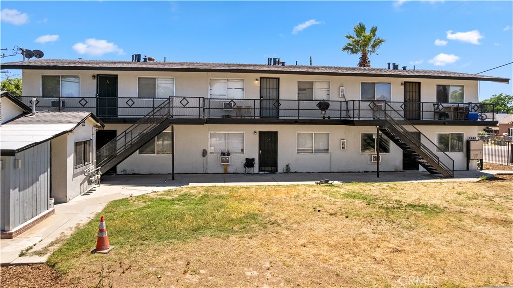 3940 E Burns, Fresno, CA 93725