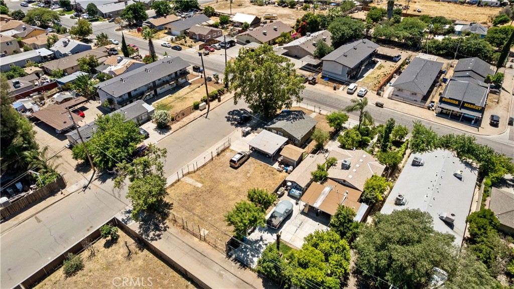 3940 E Burns, Fresno, CA 93725