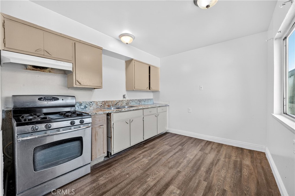 3940 E Burns, Fresno, CA 93725