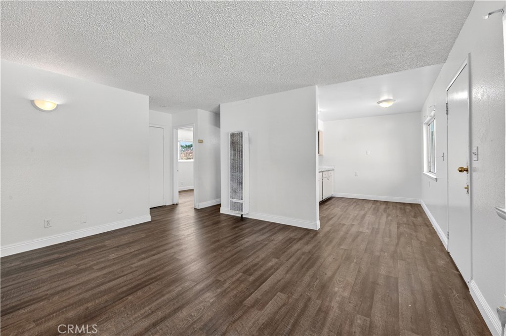 3940 E Burns, Fresno, CA 93725