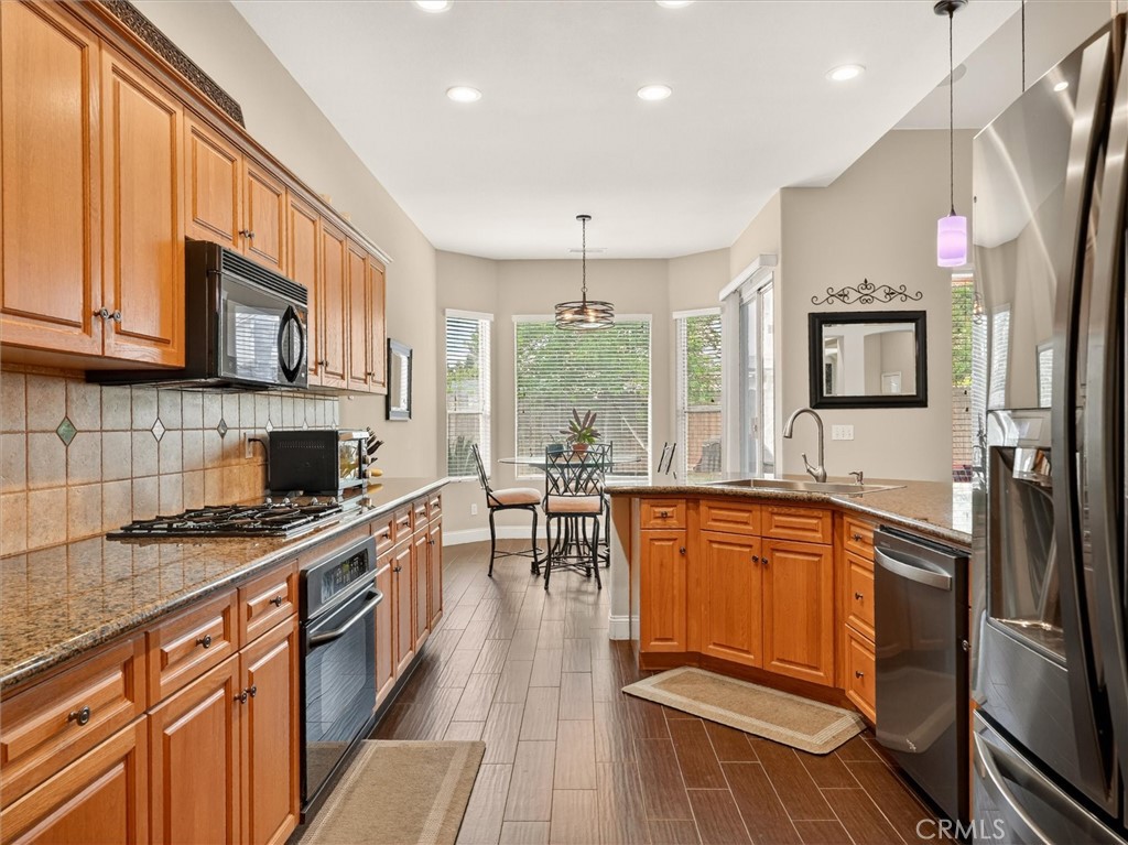 2927 Browning Ave, Clovis, CA 93611