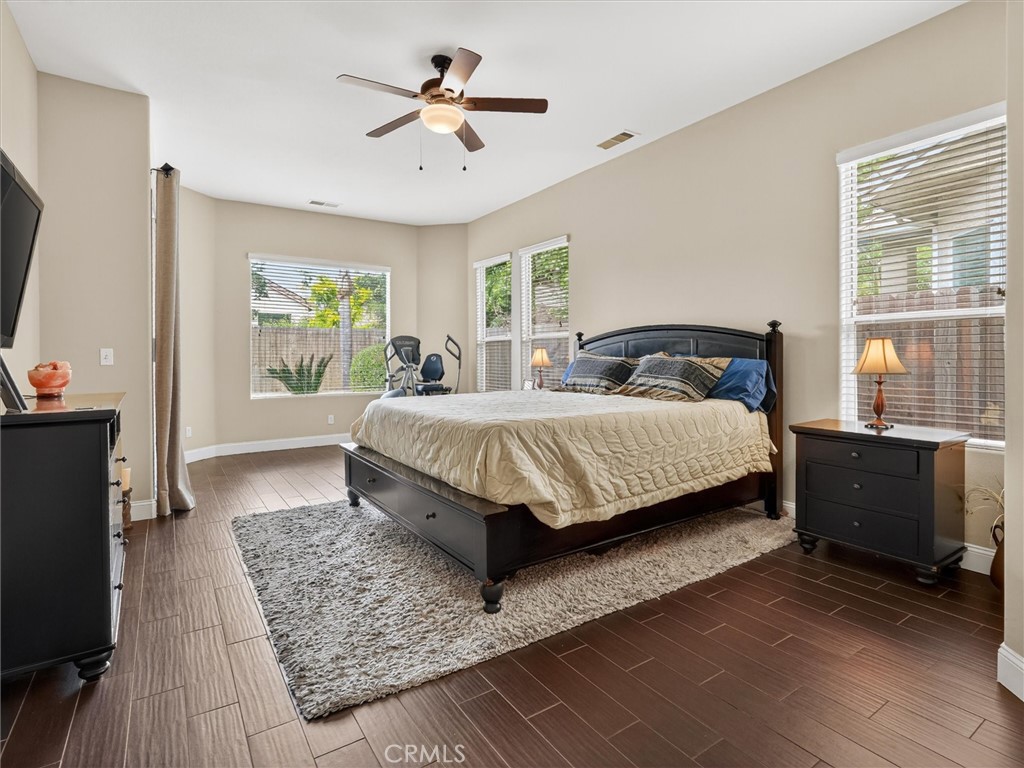 2927 Browning Ave, Clovis, CA 93611