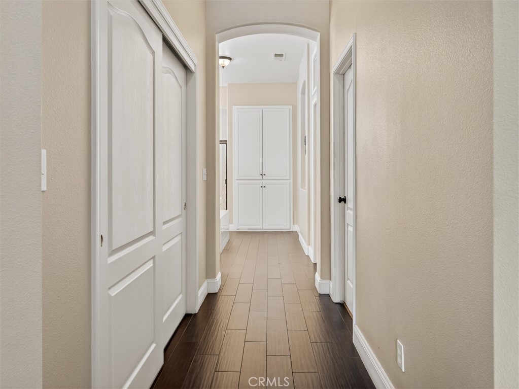 2927 Browning Ave, Clovis, CA 93611